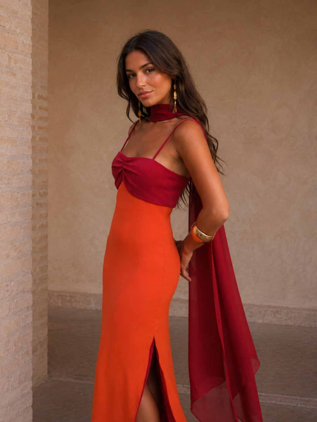 Drapé Sculptural | Robe Longue Bicolore