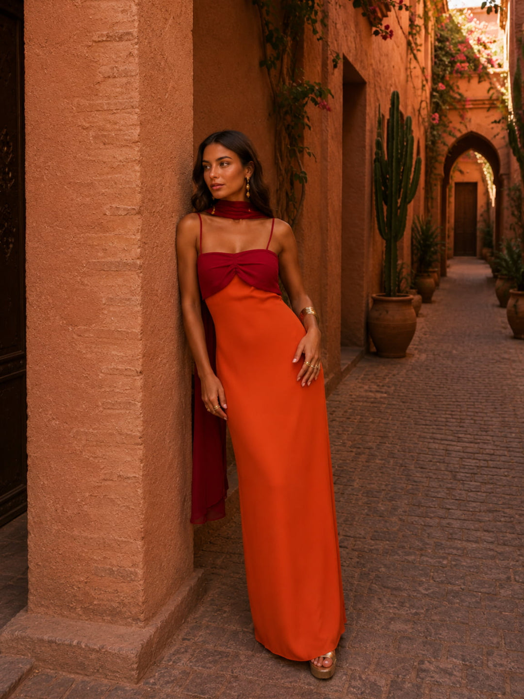 Drapé Sculptural | Robe Longue Bicolore