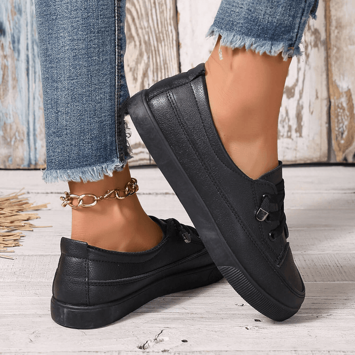 Elowen – Chaussures Orthopédiques Blanches à Lacets